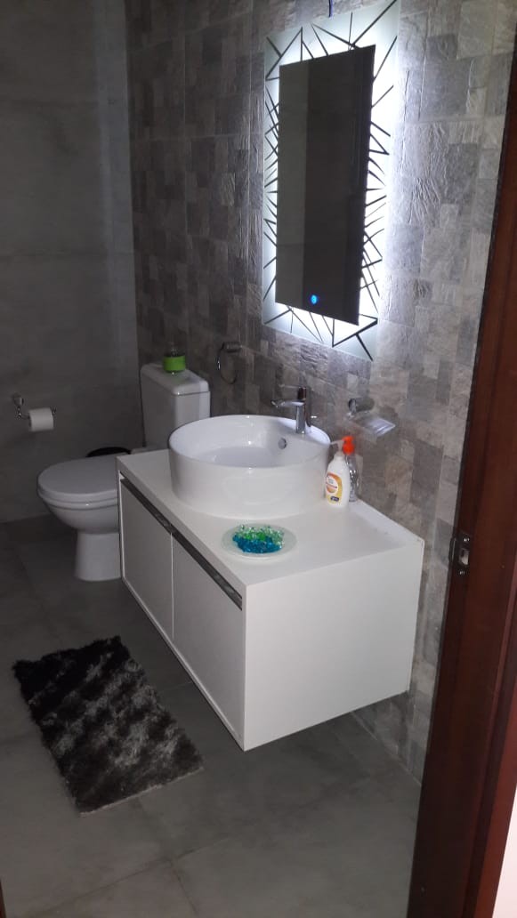 Departamento en Los Pinos en La Paz 4 dormitorios 4 baños 1 parqueos Foto 9