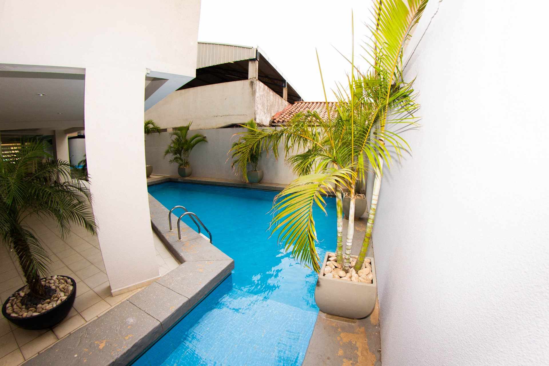 Departamento en VentaAv. Beni 4°anillo. Condominio Jade Foto 14