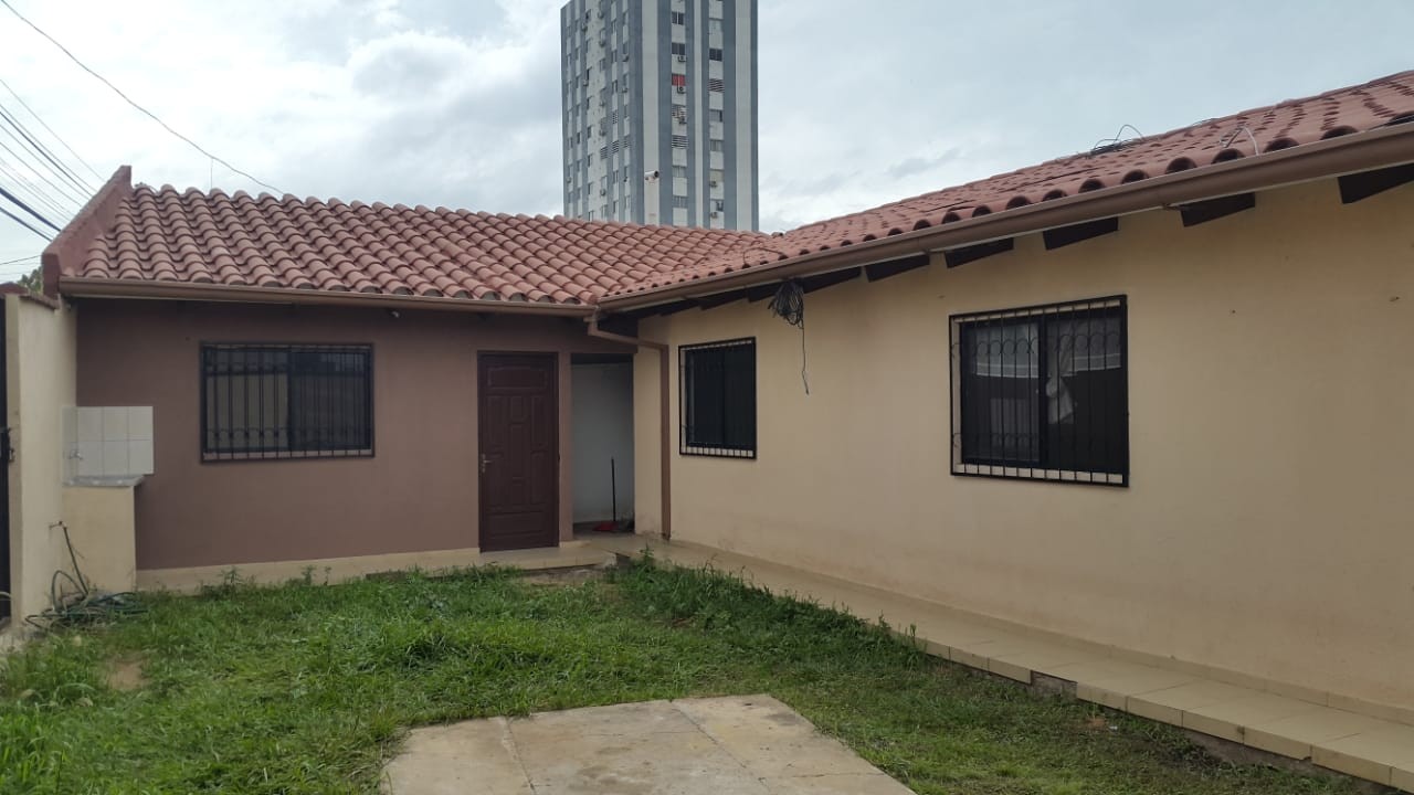 Casa en AlquilerINMOBILIARIA ofrece: En alquiler casa independiente zona sur av. Santos dumont, 4to Foto 5