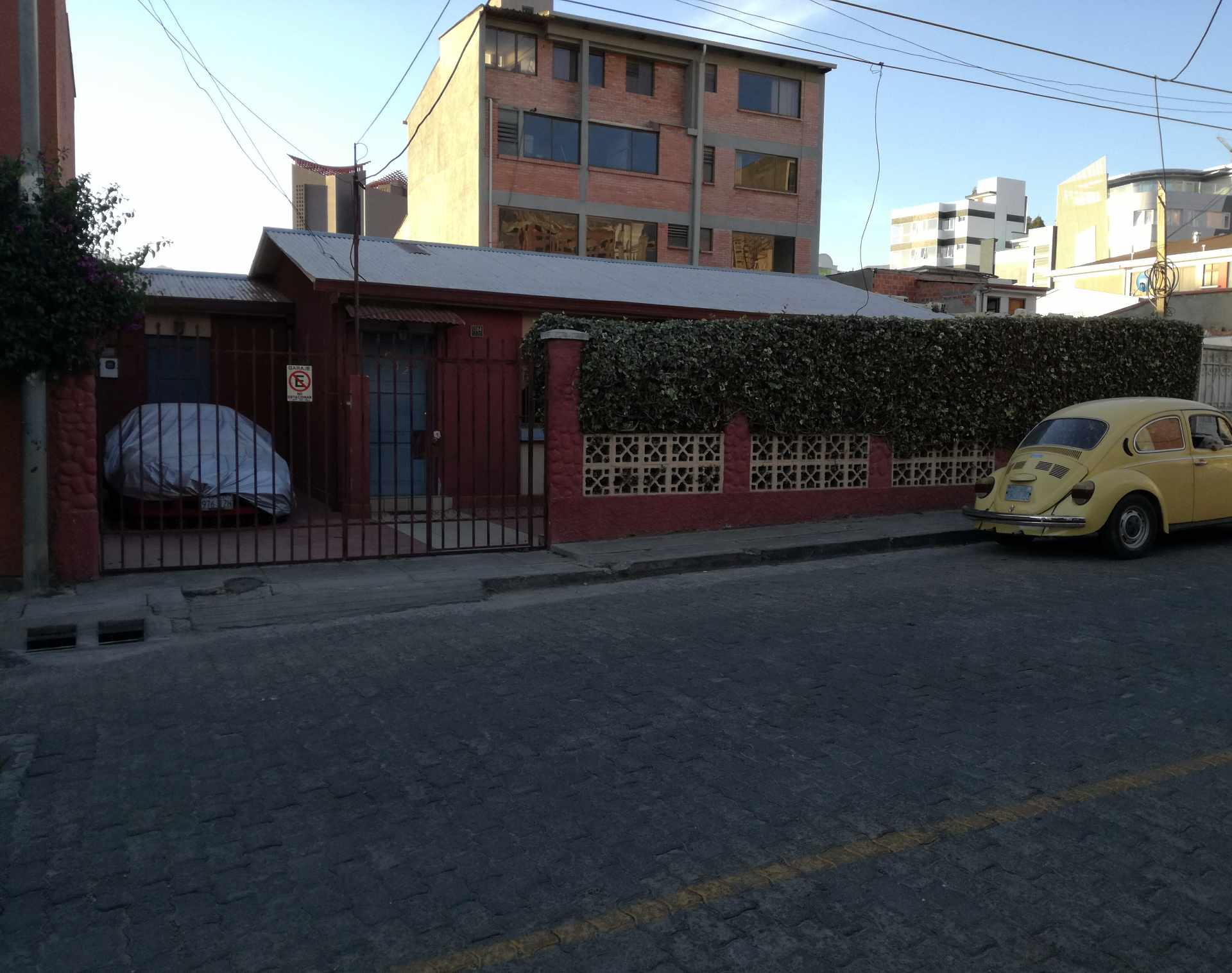 Casa en VentaCalacoto, San Miguel, calle GABRIEL RENE MORENO Foto 6