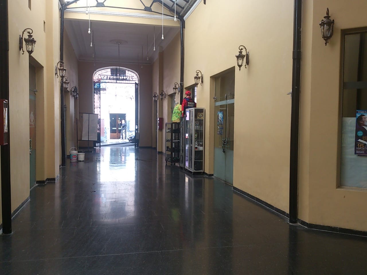 Casa en VentaCalle Comercio / Genaro Sanjinés    Foto 5