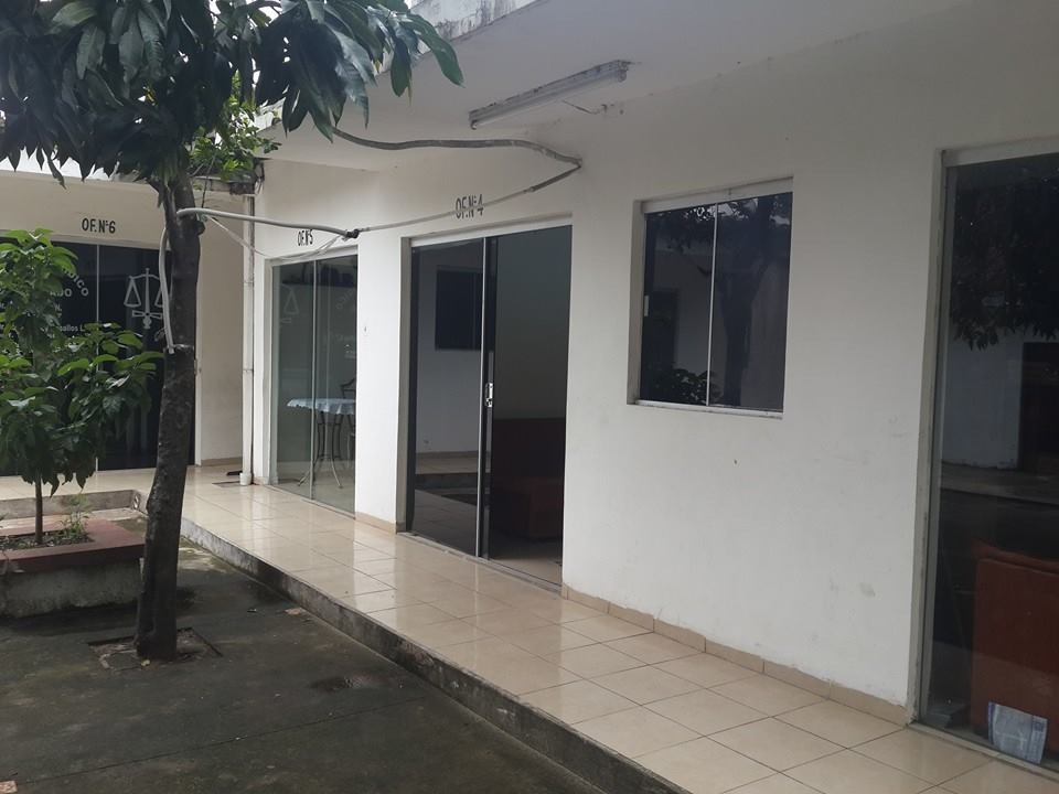 Oficina en Centro en Santa Cruz de la Sierra 2 dormitorios 1 baños 1 parqueos Foto 1