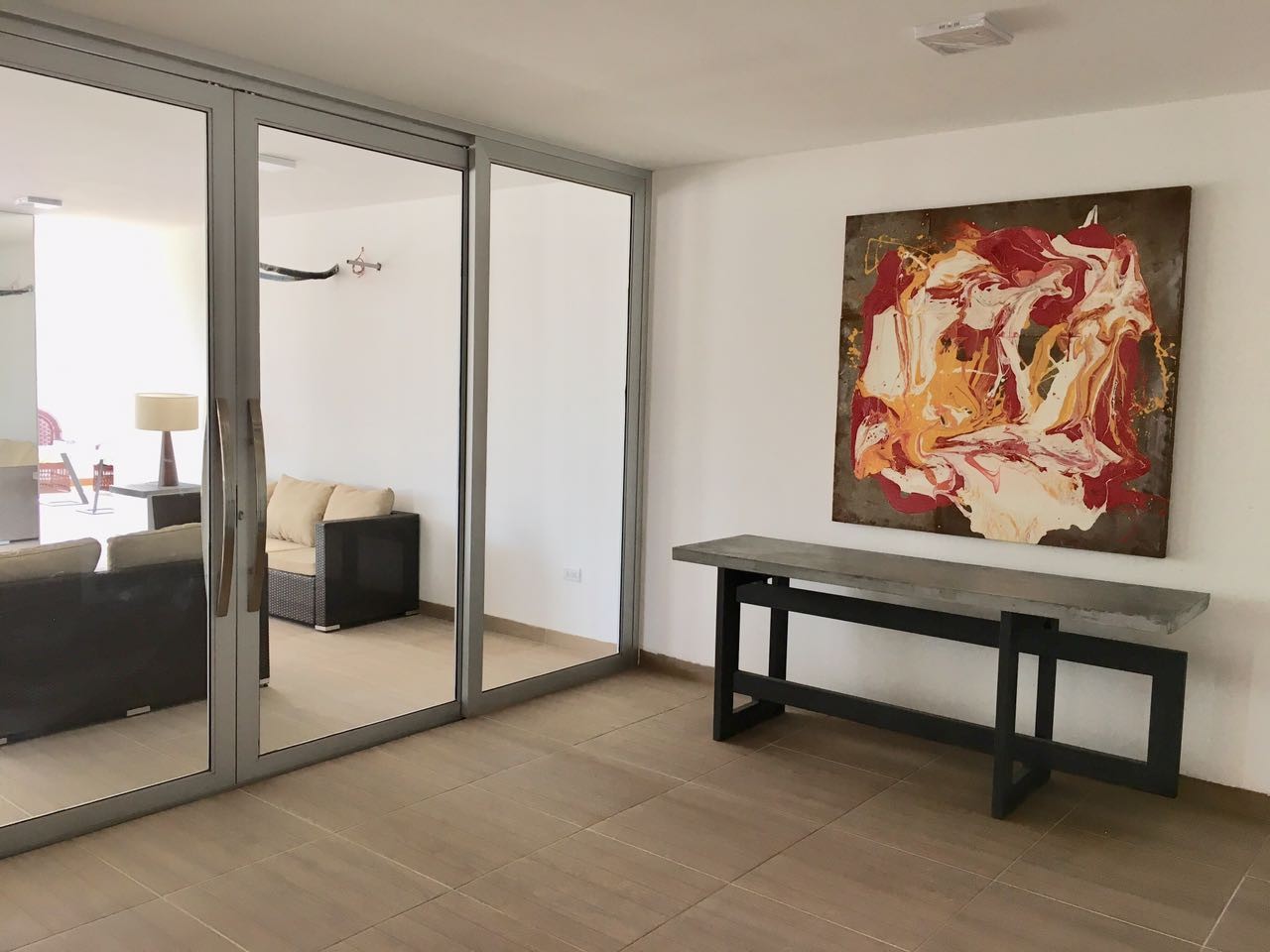 Departamento en Entre 6to y 7mo anillo Norte en Santa Cruz de la Sierra 3 dormitorios 2 baños  Foto 10