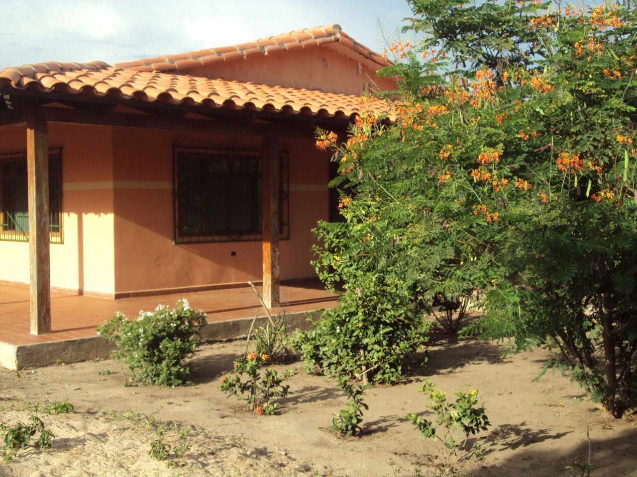 Casa en Cotoca en Cotoca 2 dormitorios 1 baños 3 parqueos Foto 17