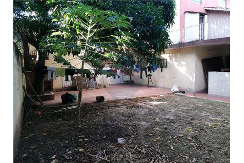 Casa en Entre 2do y 3er anillo Sur en Santa Cruz de la Sierra 7 dormitorios 3 baños 1 parqueos Foto 7