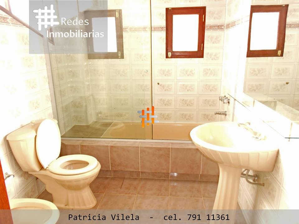 Casa en AlquilerALQUILER CASA: LOS PINOS 4 dormitorios 5 baños 2 parqueos Foto 13