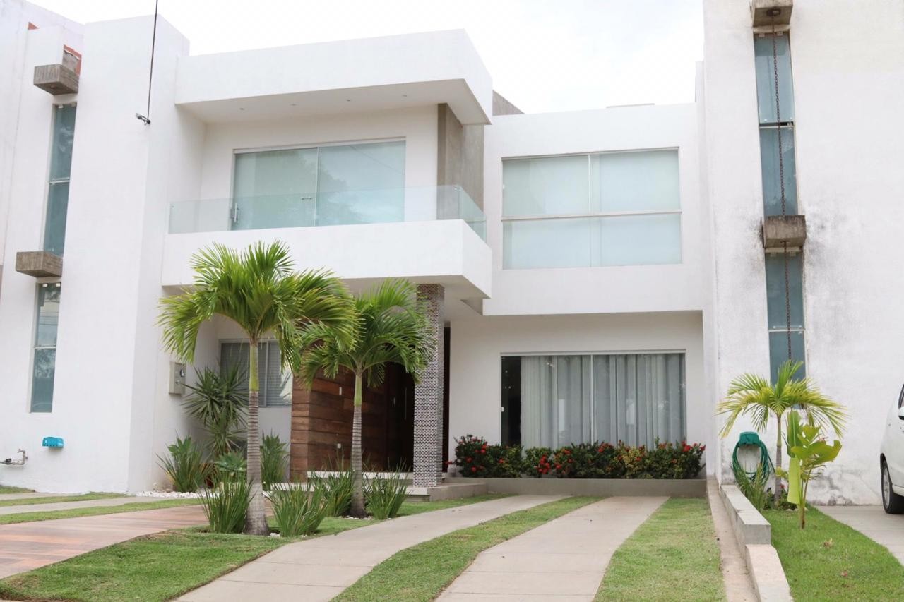 CONDOMINIO LA COLINA us 248,000 [UC561678]