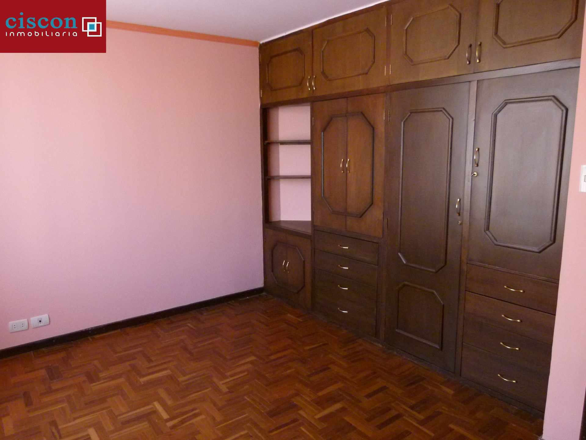Departamento en Villa Fatima en La Paz 3 dormitorios 3 baños  Foto 4