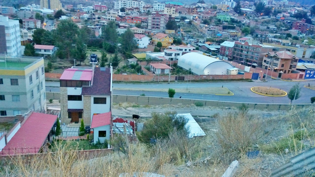 Terreno Cota Cota (costanera altura calle 28) Foto 1