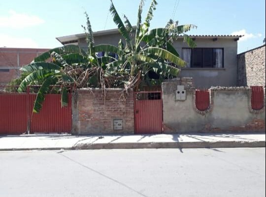 Casa en Quillacollo en Cochabamba 6 dormitorios 3 baños 2 parqueos Foto 1