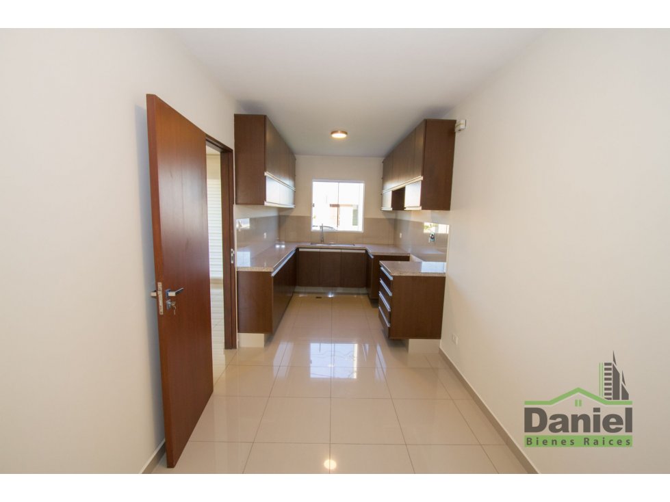 En Venta a $us 135,000 Foto 21