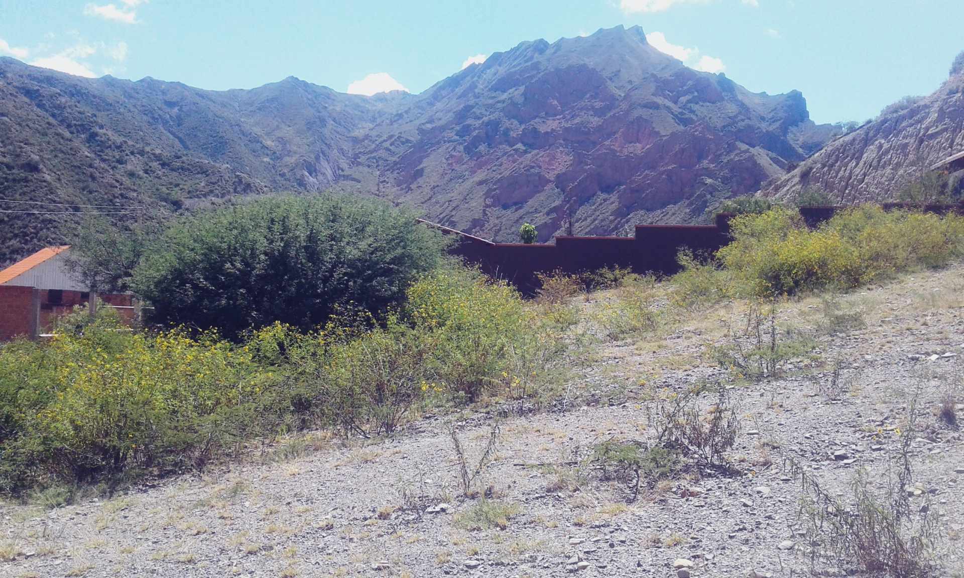 Terreno en VentaZona Carreras y Huajchilla Foto 3