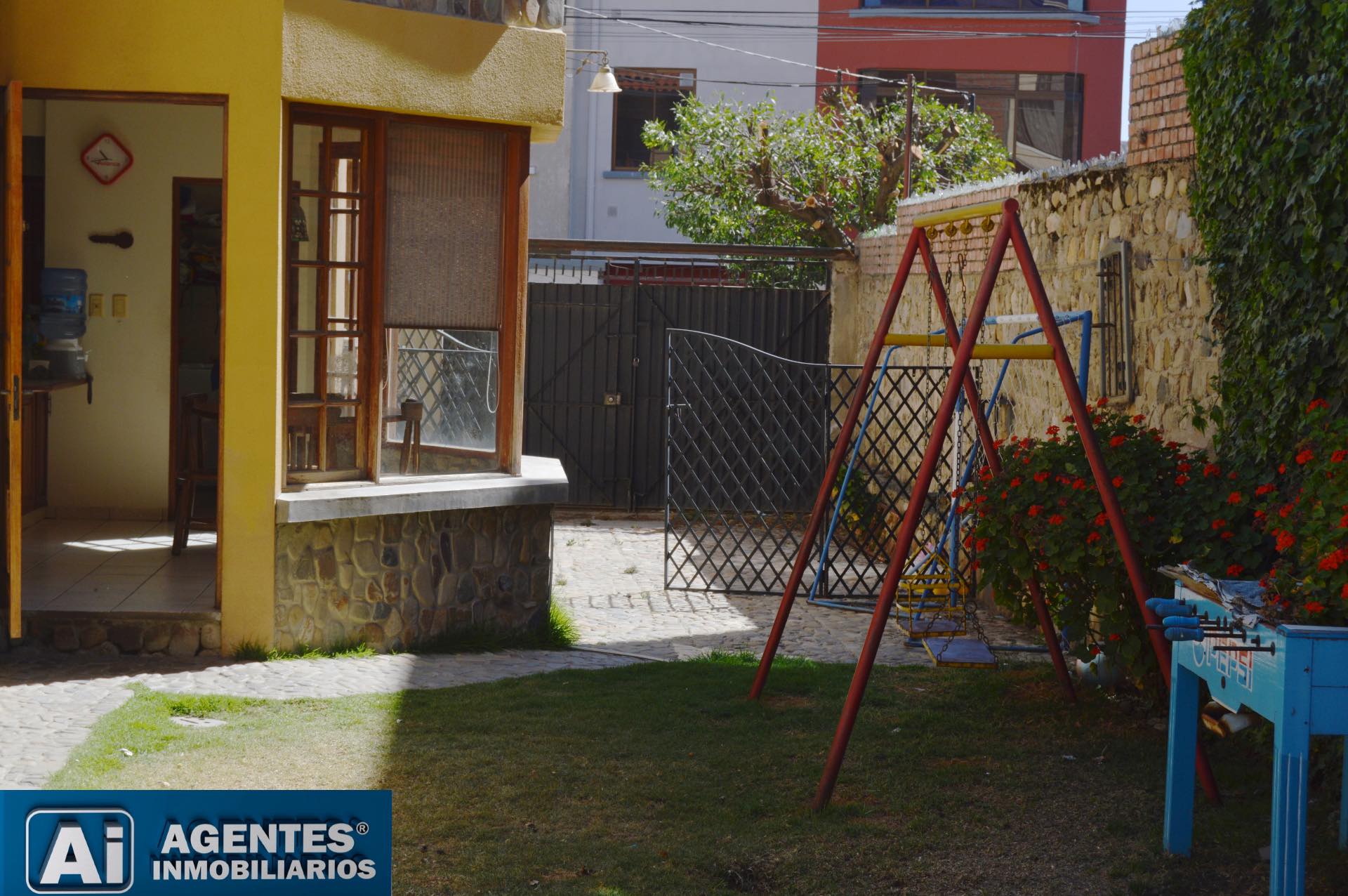 Casa en Achumani en La Paz 3 dormitorios 4 baños 2 parqueos Foto 13