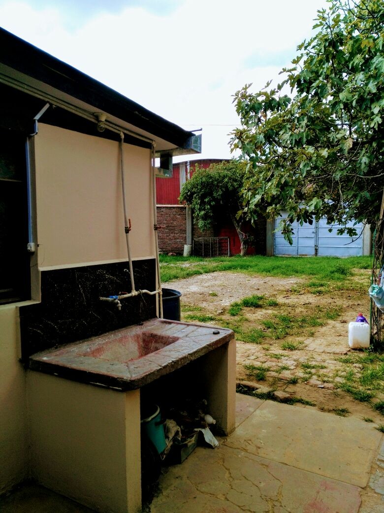 Casa en La Chimba en Cochabamba 6 dormitorios 3 baños 7 parqueos Foto 5