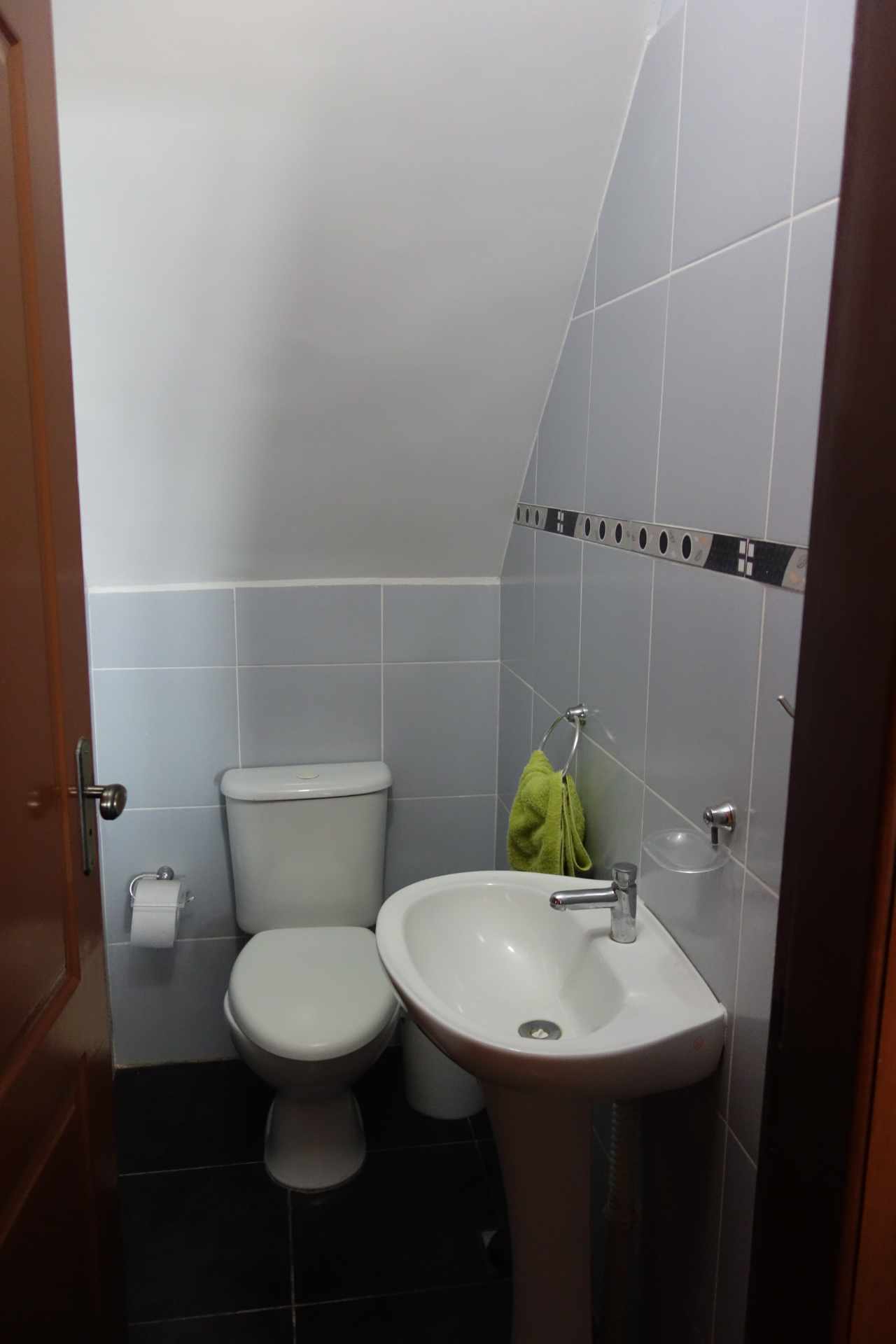 Casa en VentaCallw Avaroa  - Zona Noroeste 3 dormitorios 3 baños 3 parqueos Foto 6