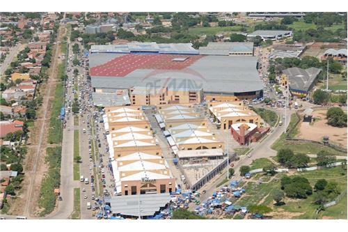 Local comercial en VentaFeria Barrio Lindo     Foto 4