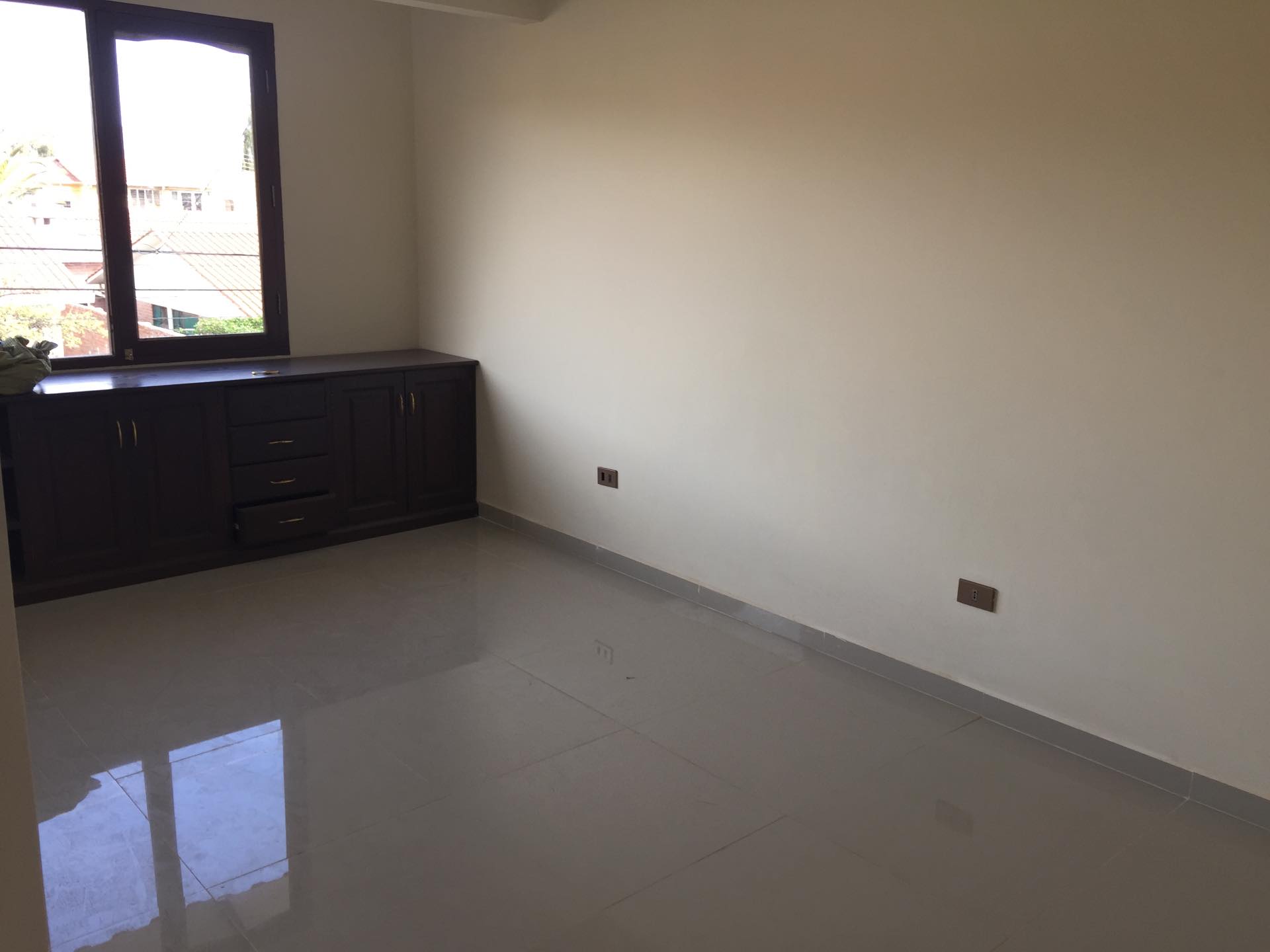 Casa en VentaZona Quintanilla Urb.Los Pinos Chacacollo calle 3 #43 5 dormitorios 4 baños 1 parqueos Foto 16