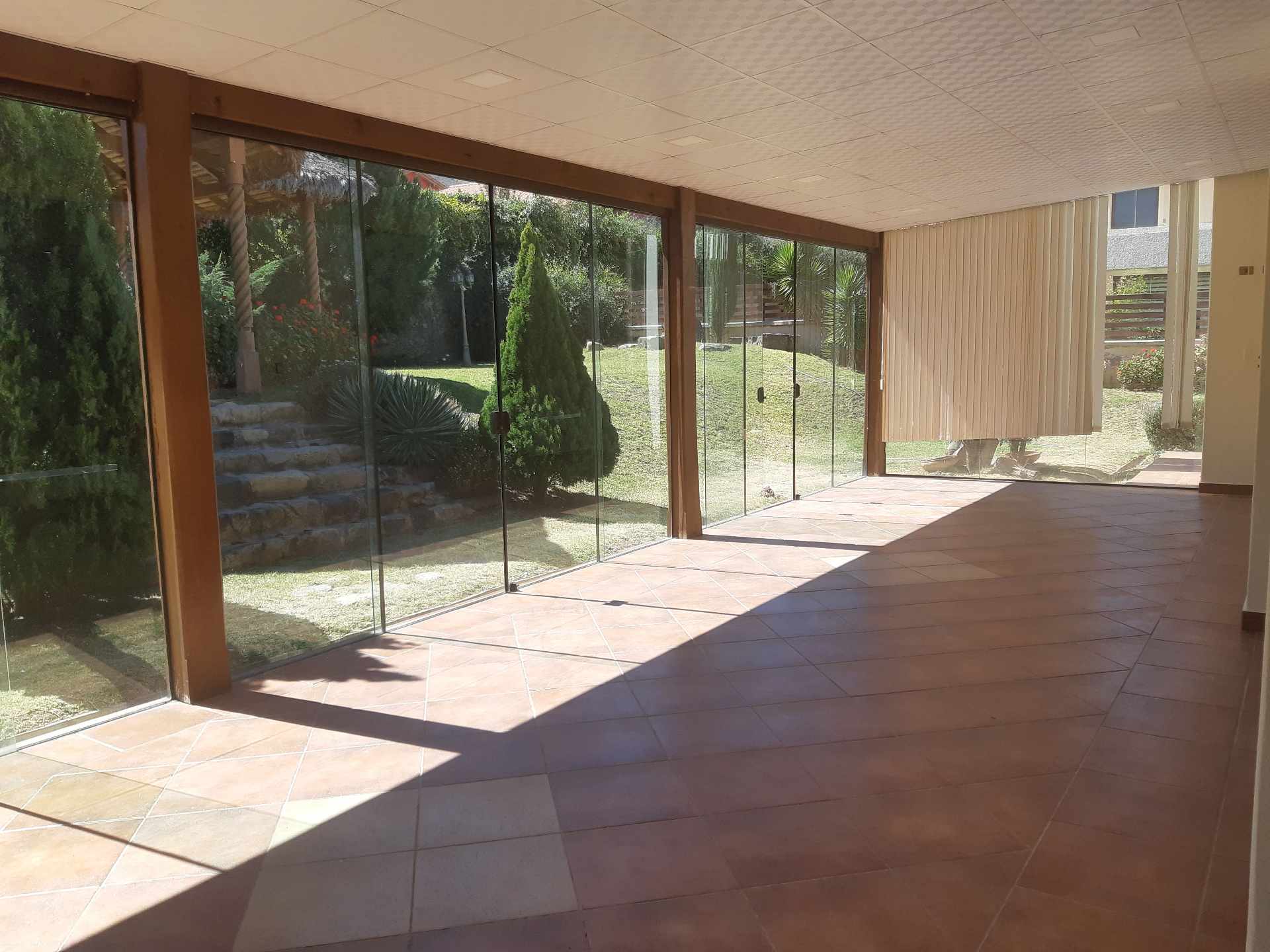 Casa en Villa Taquiña en Cochabamba 5 dormitorios 5 baños 3 parqueos Foto 6