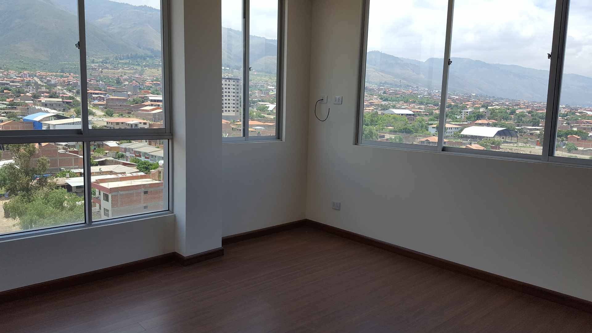 Departamento en Sacaba en Cochabamba 3 dormitorios 2 baños 1 parqueos Foto 7