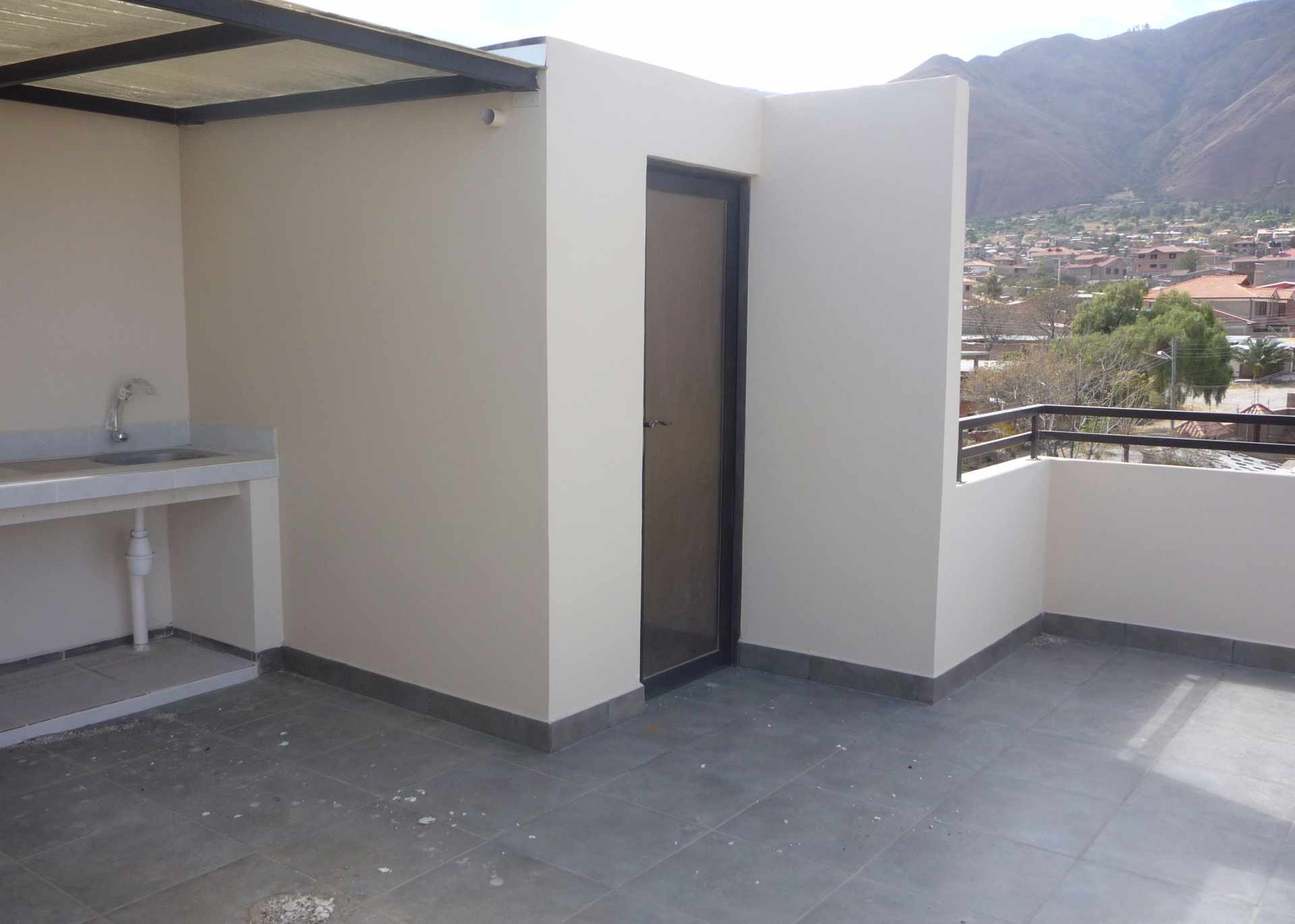 Casa en Tiquipaya en Cochabamba 3 dormitorios 4 baños 1 parqueos Foto 10