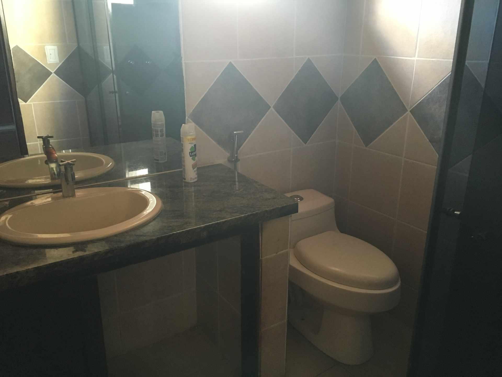 En Alquiler a $us 750 Foto 4