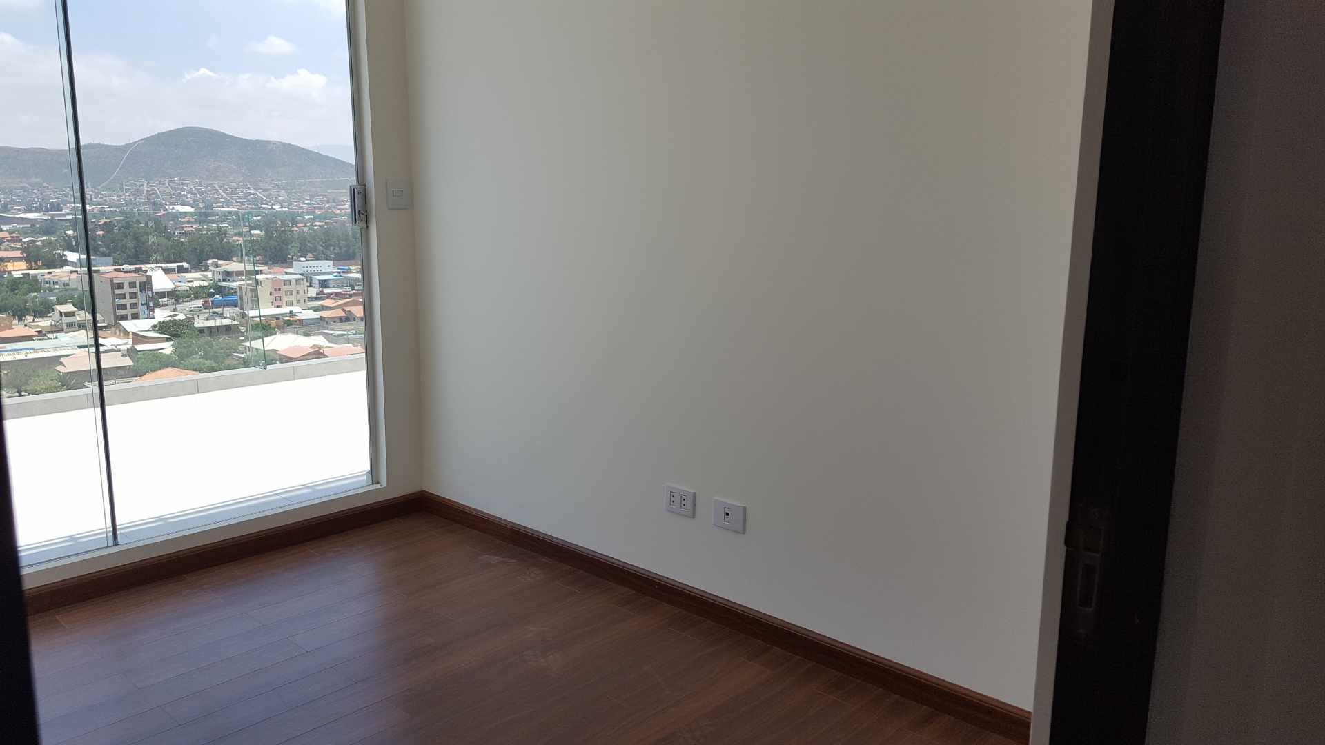 Departamento en Sacaba en Cochabamba 3 dormitorios 2 baños 1 parqueos Foto 13