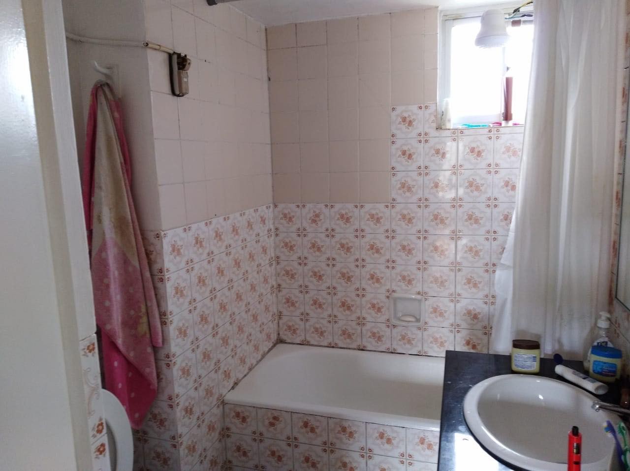 Departamento en Los Pinos en La Paz 3 dormitorios 2 baños  Foto 8