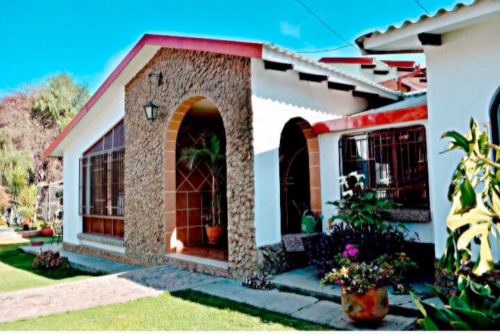 Casa en Pacata en Cochabamba 4 dormitorios 4 baños 5 parqueos Foto 6