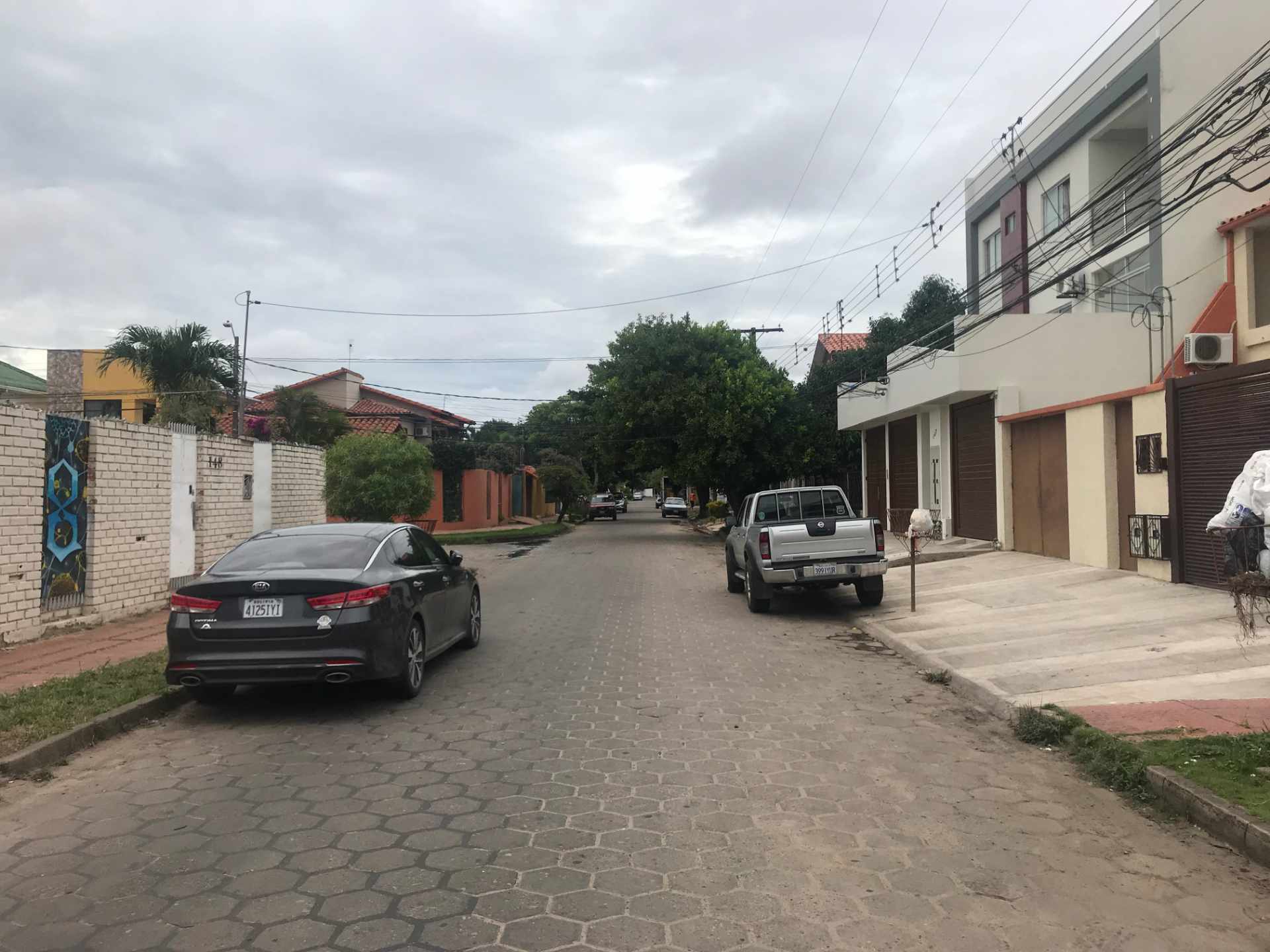 Casa en VentaZona Sur de la Ciudad, Barrio Ramafa frente al Colegio Militar de Aviación. Foto 10