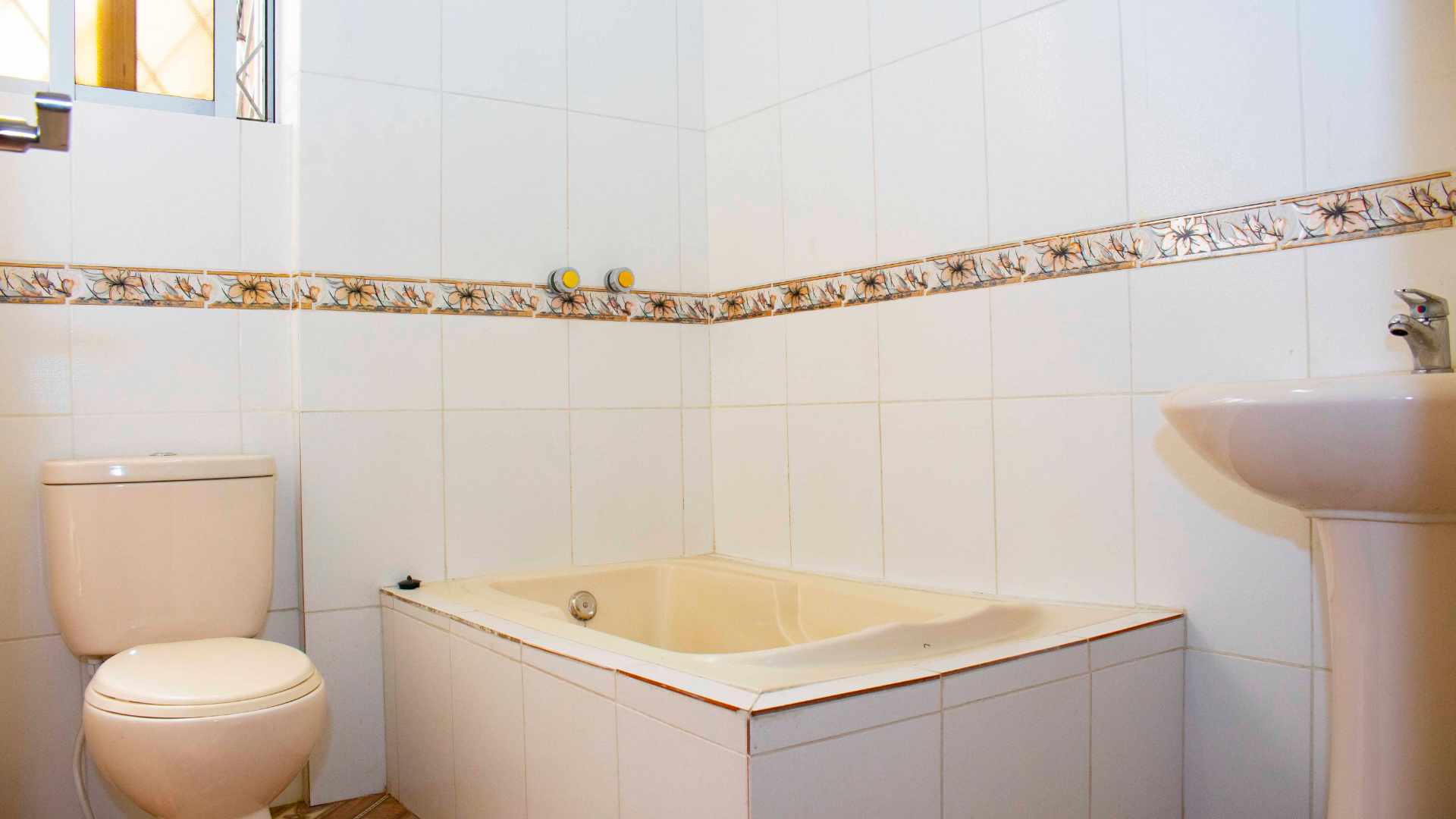 Departamento C. Raul Arce esquina Cañada Cochabamba Foto 7