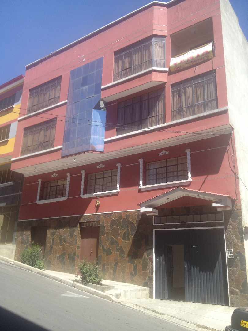 Casa en Centro en La Paz 14 dormitorios 7 baños 2 parqueos Foto 1