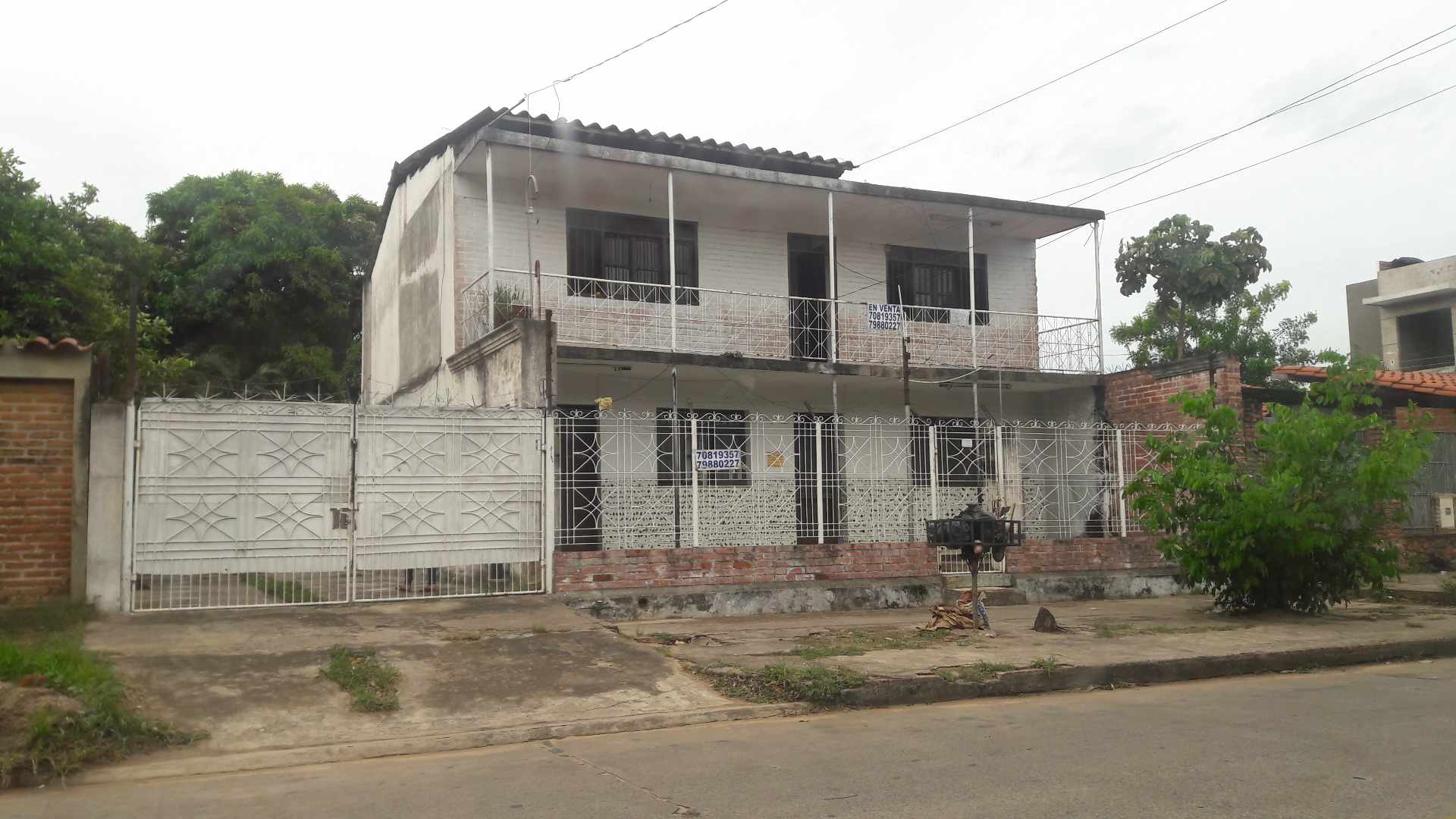Casa en VentaSOBRE AVENIDA  Francisco Mora #551  (cerca a barrio estacion Argentina y Polanco) Foto 1