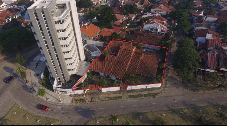 Terreno Barrio Urbari sobre Av. Principales  Foto 4