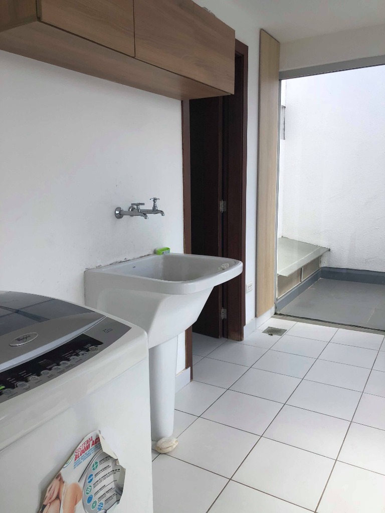 Casa CONDOMINIO LE PARC (DETRAS DEL VENTURA MALL), CASA EN VENTA Foto 5