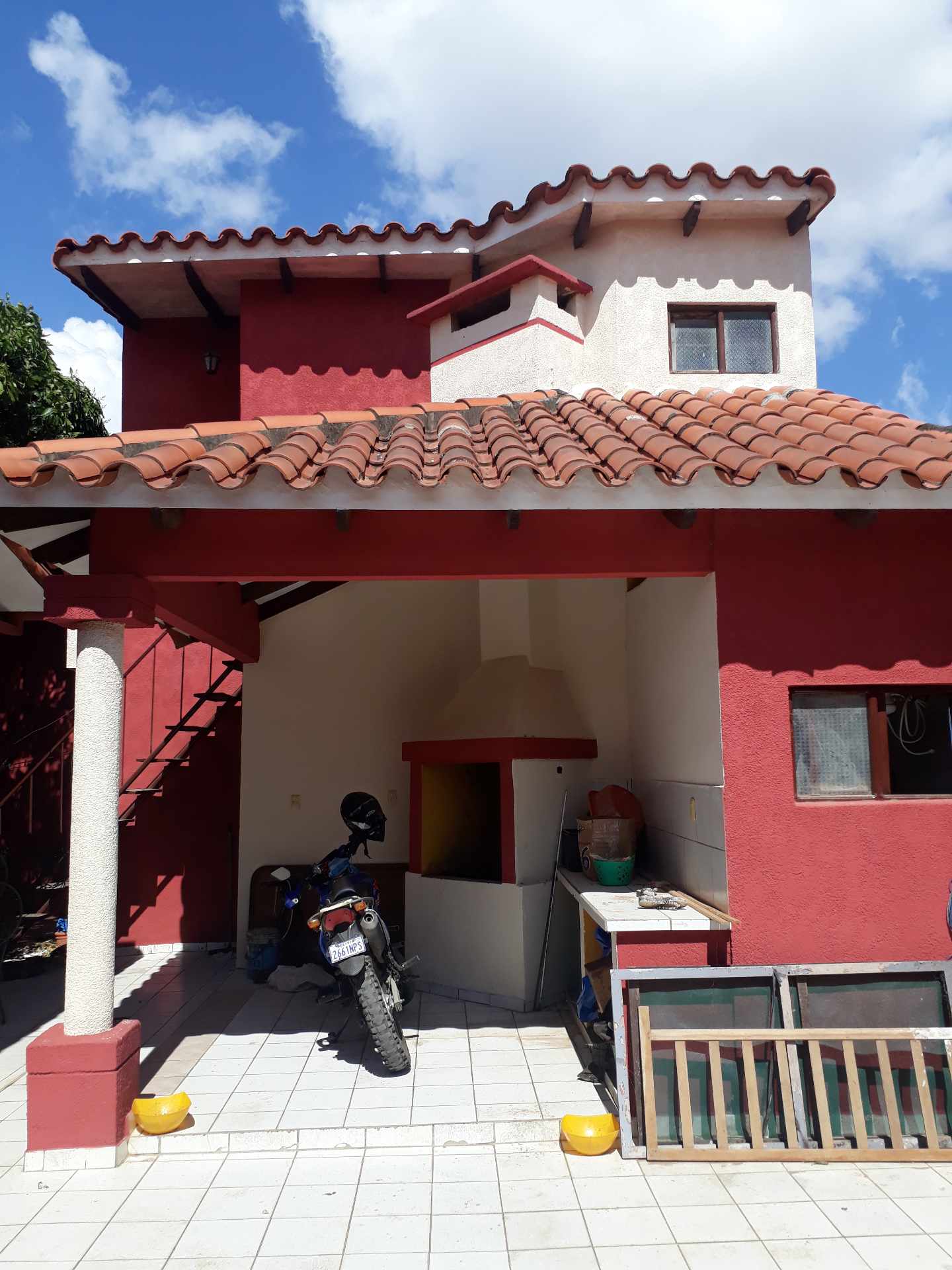 Casa en AnticréticoBarrio Cordecruz sur, calle 6 Casa 14 5 dormitorios 4 baños 3 parqueos Foto 9