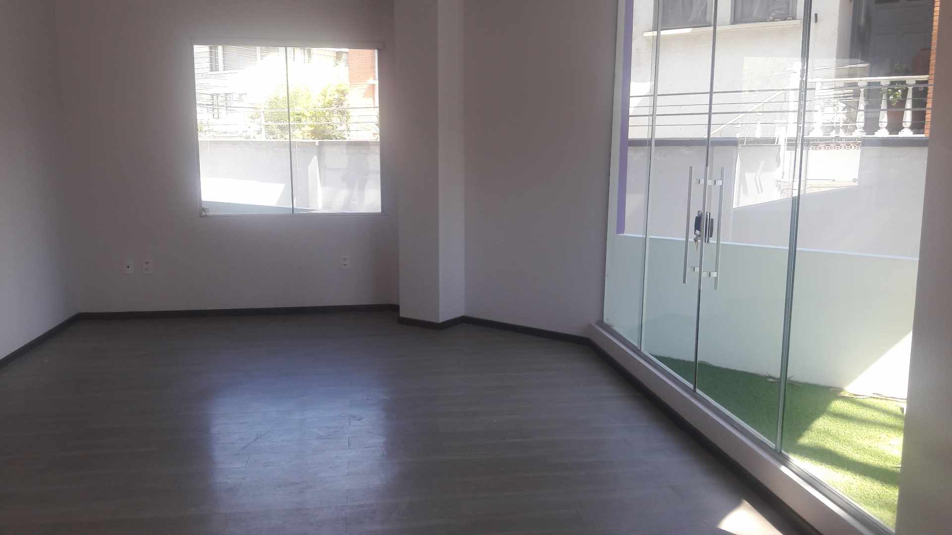 Oficina en Calacoto en La Paz 1 dormitorios 1 baños 1 parqueos Foto 6