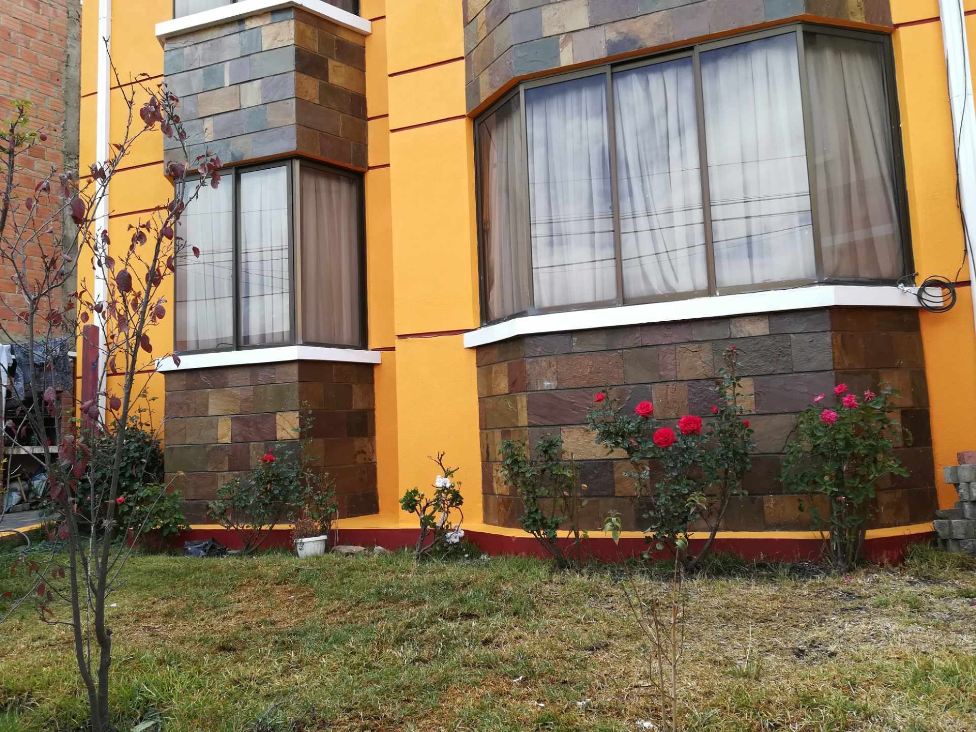 Departamento en Villa San Antonio en La Paz 4 dormitorios 4 baños 1 parqueos Foto 3