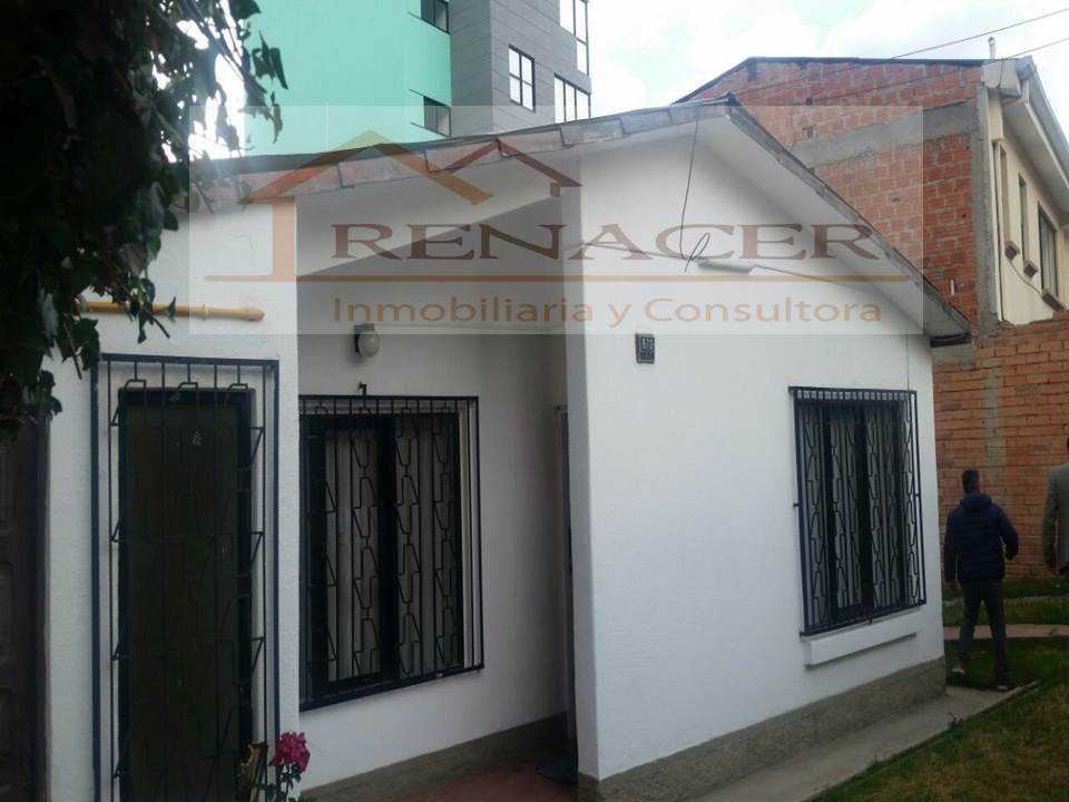 Casa en San Miguel en La Paz 3 dormitorios 3 baños 2 parqueos Foto 2