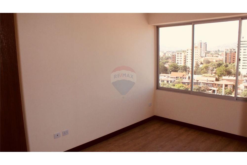 Departamento en Aranjuez en Cochabamba 2 dormitorios 1 baños  Foto 5