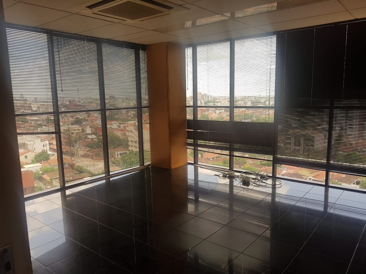 Oficina Gran oficina de lujo Torre Empresarial CAINCO   Foto 5