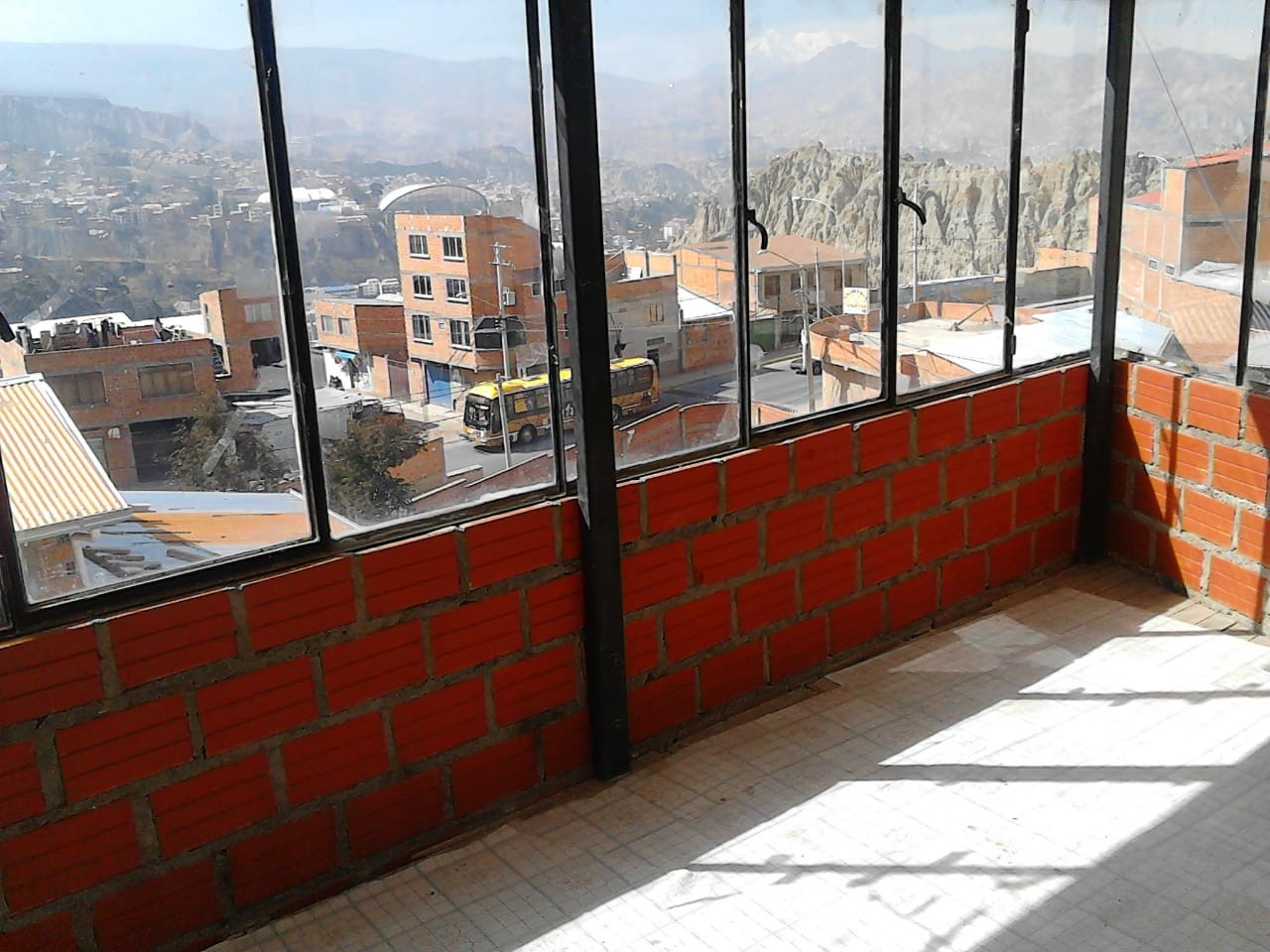 Casa en Sopocachi en La Paz 8 dormitorios 4 baños 1 parqueos Foto 5
