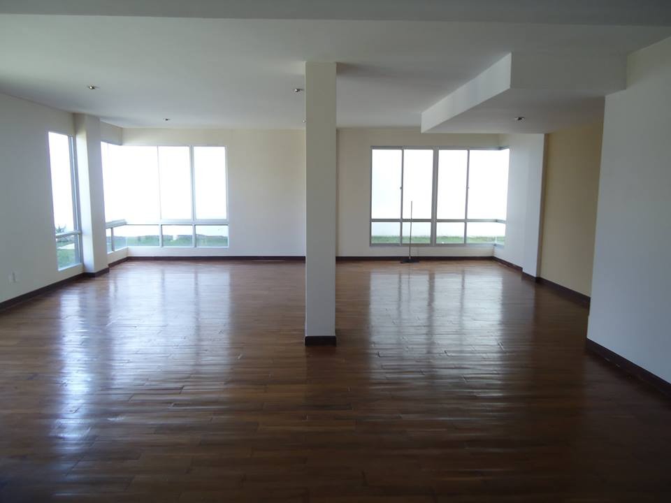Departamento Achumani, calle F, Sector Asilo. Edificio Residencial Foto 10