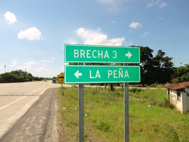 Terreno en VentaA 24 Km de Santa Cruz, sobre carretera que va a la Planta de Gas de Río Grande al Sur, en la Brecha 3, camino a Las Peñas Foto 14