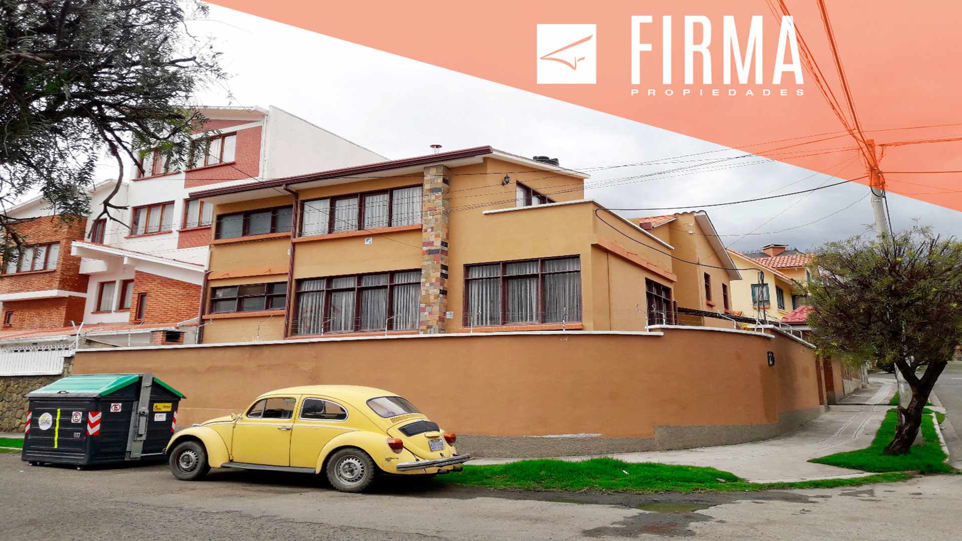 Casa en Auquisamaña en La Paz 4 dormitorios 4 baños 2 parqueos Foto 1