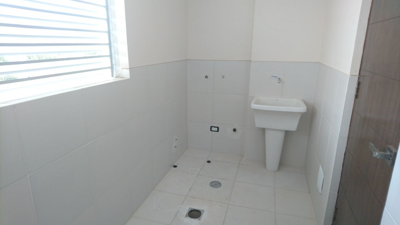 Departamento en VentaZona Sur, Achumani calle 22 Sector Asilo San Ramon calle C 3 dormitorios 3 baños 1 parqueos Foto 15