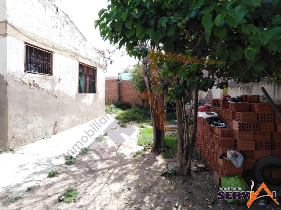 Casa en La Chimba en Cochabamba 3 dormitorios 1 baños 3 parqueos Foto 1