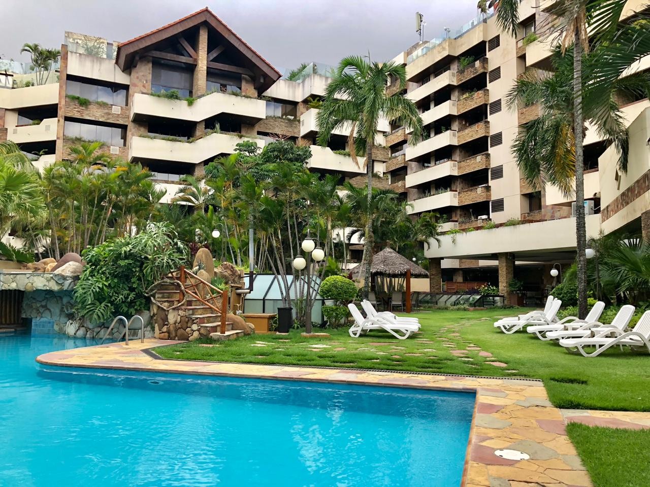 Departamento en Equipetrol en Santa Cruz de la Sierra 1 dormitorios 1 baños  Foto 3