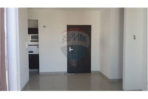 Departamento en Entre 1er y 2do anillo Sur en Santa Cruz de la Sierra 7 dormitorios 2 baños 1 parqueos Foto 5