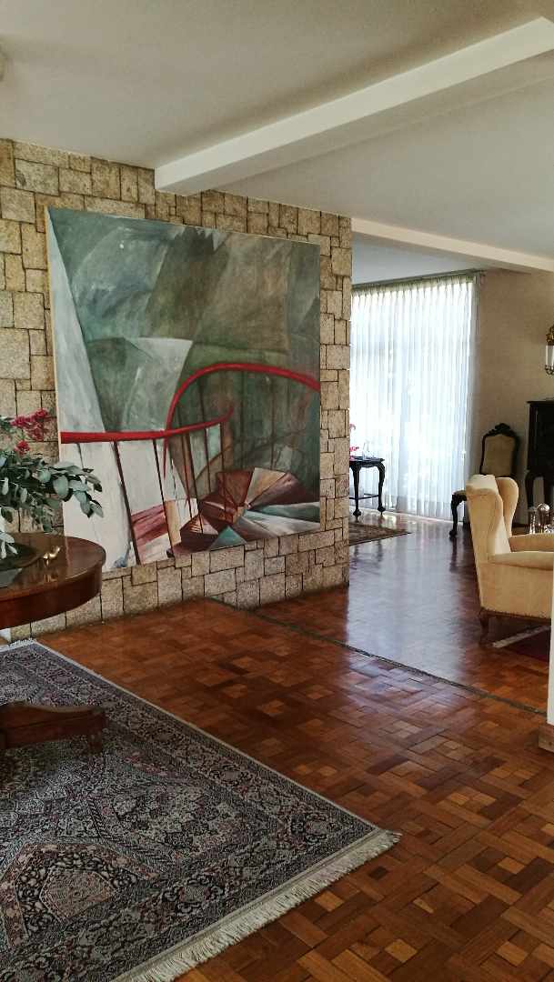 Casa en Calacoto en La Paz 4 dormitorios 4 baños 3 parqueos Foto 3