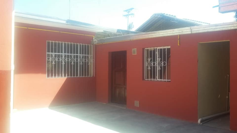 Casa en Quillacollo en Cochabamba 4 dormitorios 2 baños  Foto 1